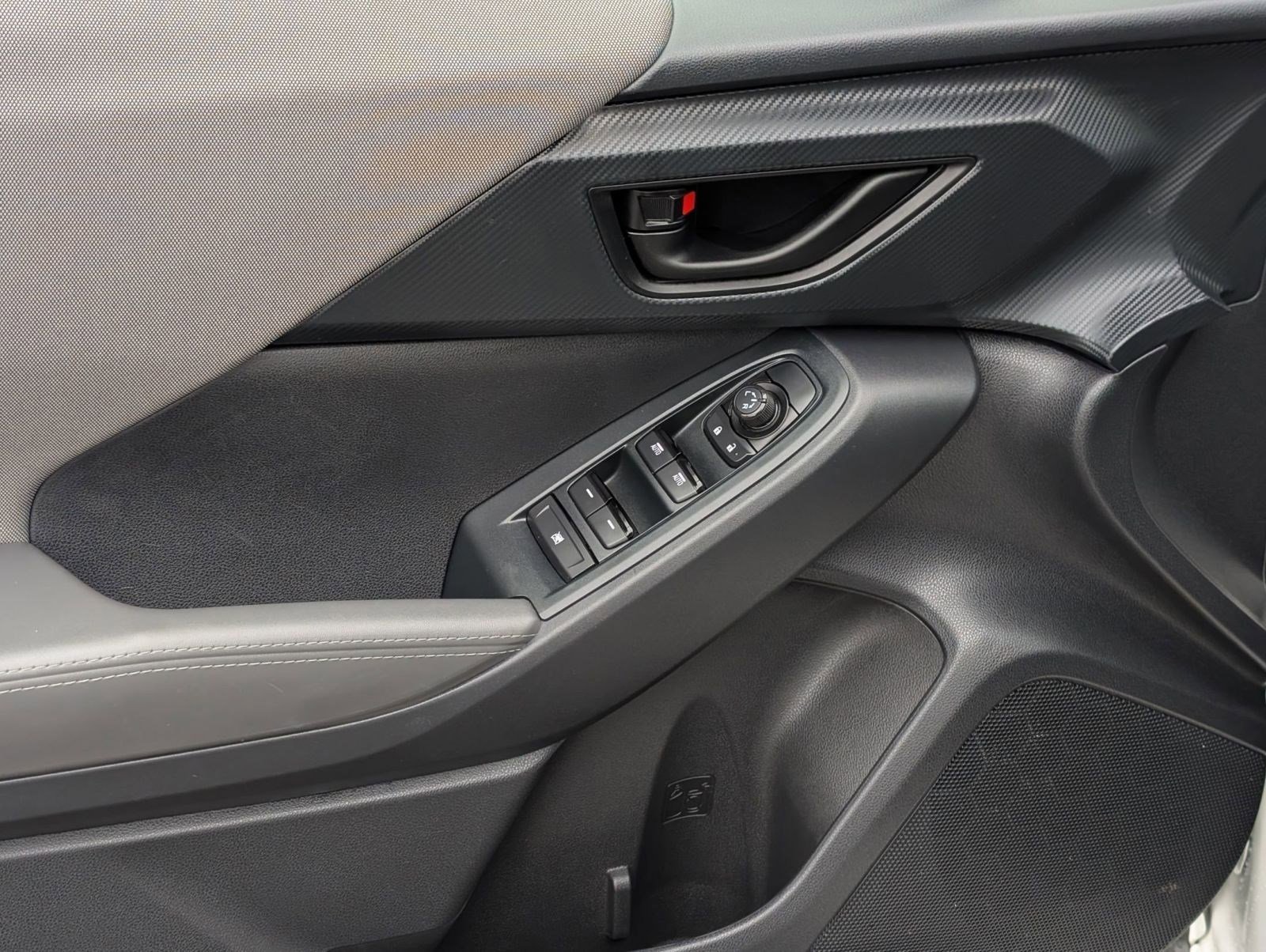 Used 2024 Subaru Crosstrek 2.0i Premium image 14