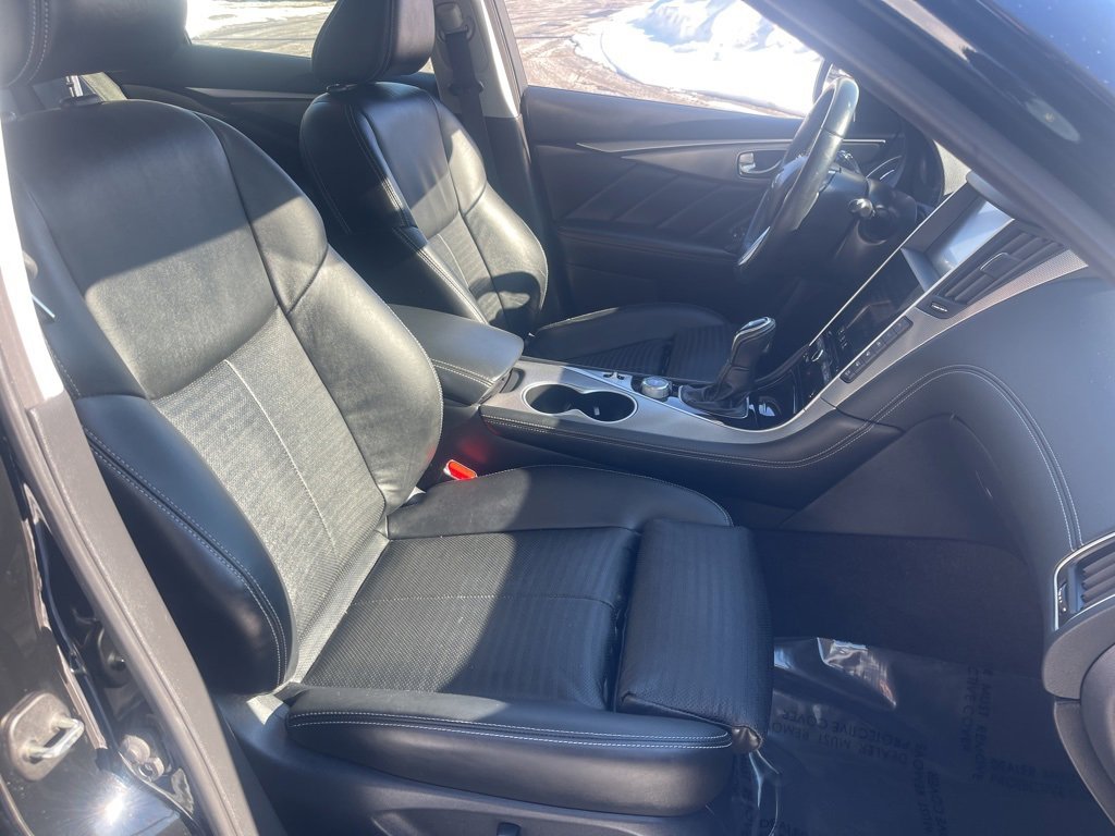 Used 2019 INFINITI Q50 Signature Edition w/ Cargo Package (L96) image 17