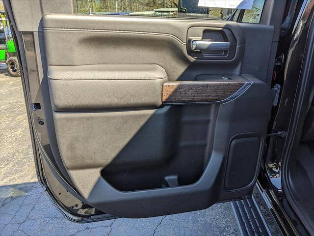 Used 2023 GMC Sierra 2500 Denali w/ Denali Ultimate Package image 15