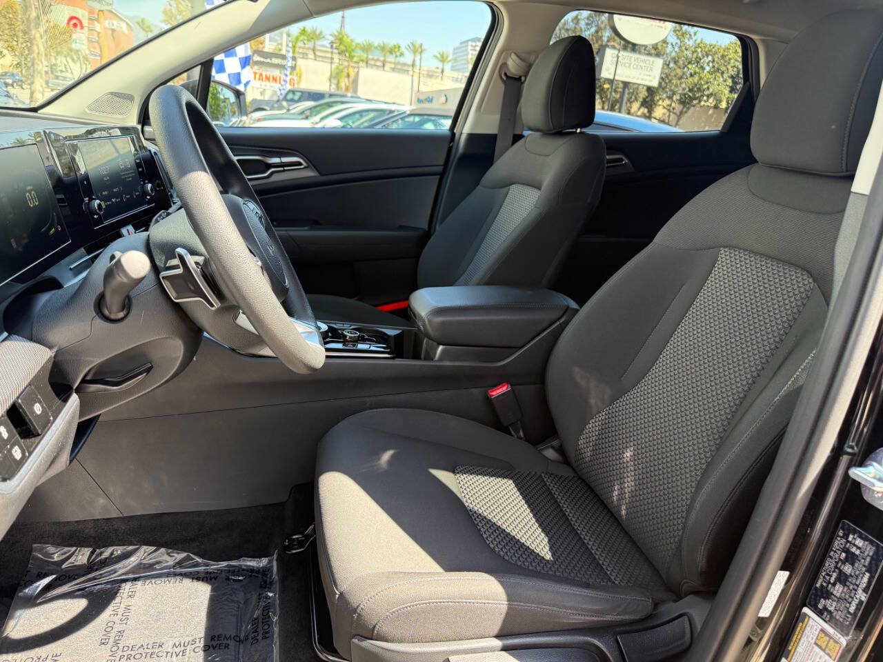 Used 2023 Kia Sportage LX AWD/4WD image 25