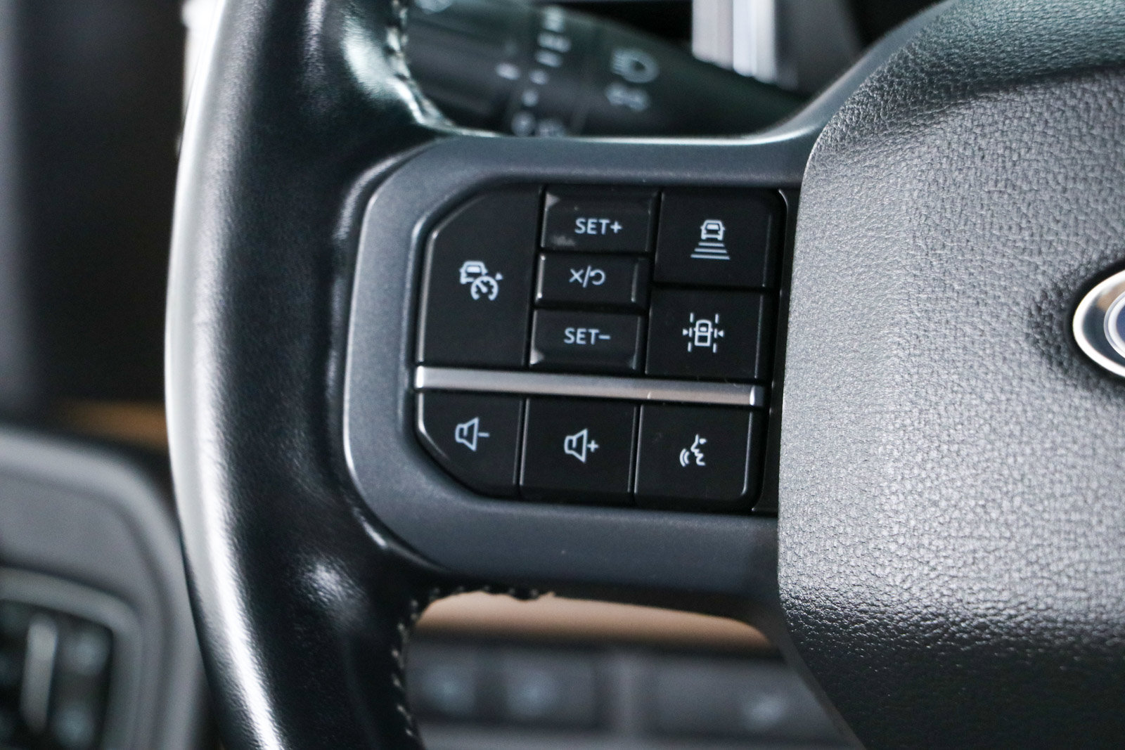 Used 2024 Ford F250 Lariat w/ Lariat Ultimate Package AWD/4WD image 14