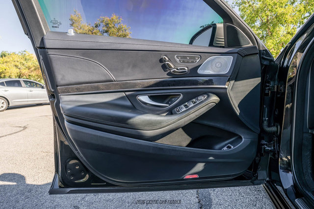 Used 2020 Mercedes-Benz S 560 Sedan image 30