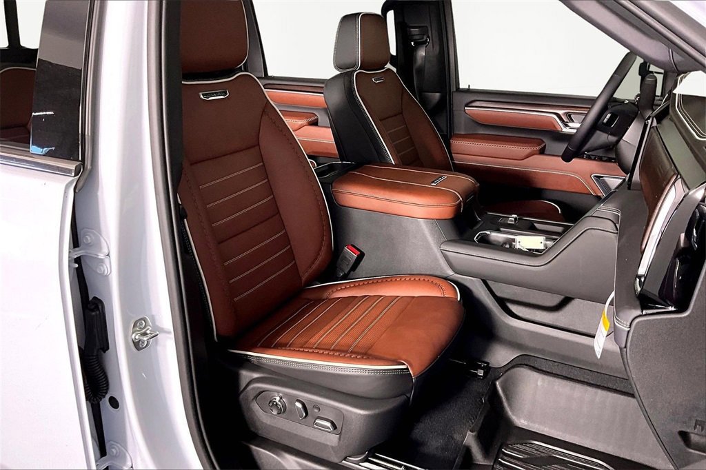 New 2026 GMC Sierra 2500 Denali Ultimate w/ Max Trailering Package image 12