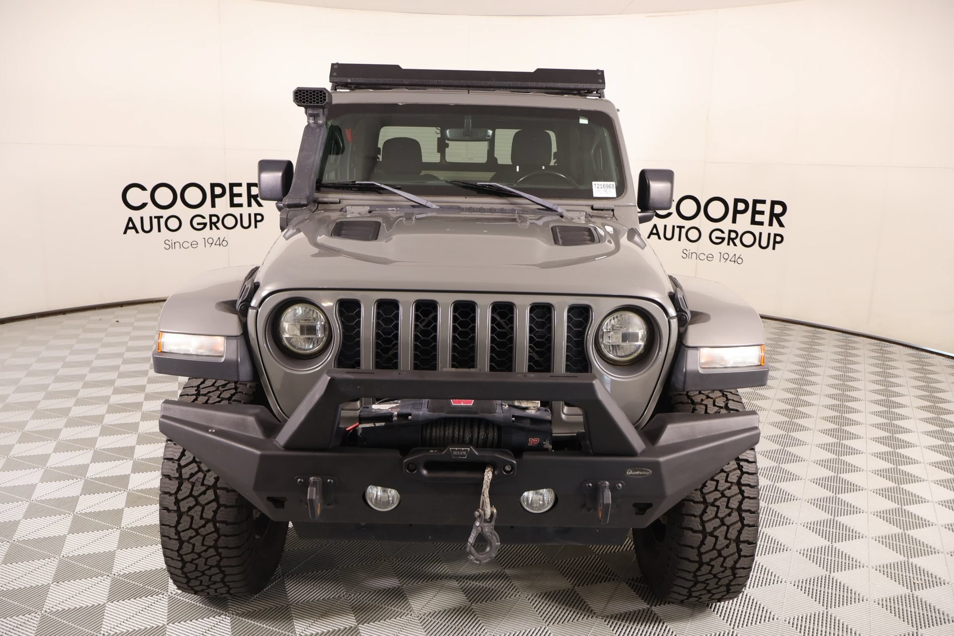 Used 2020 Jeep Gladiator Rubicon AWD/4WD image 9