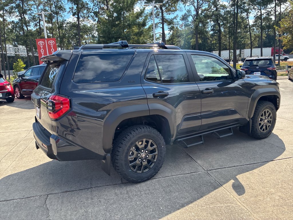 New 2026 Toyota 4Runner SR5 AWD/4WD image 7