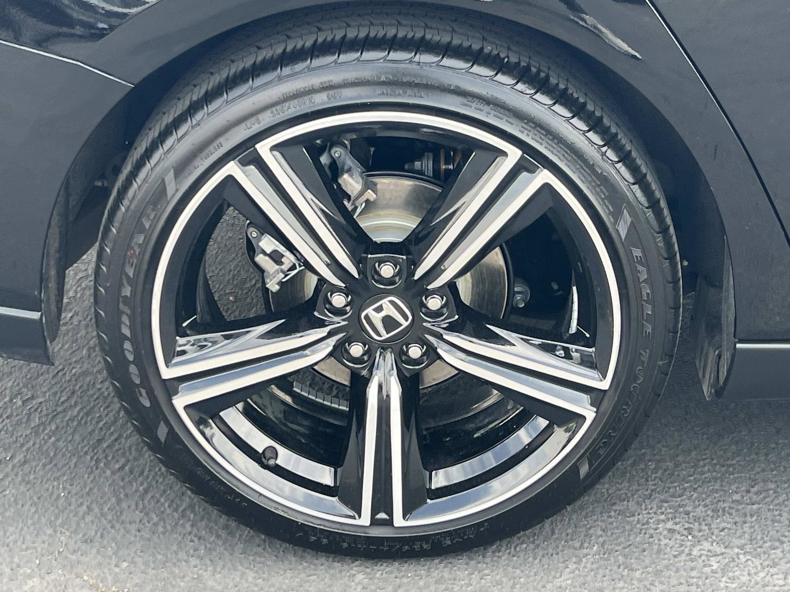 Certified 2025 Honda Accord Sport image 30