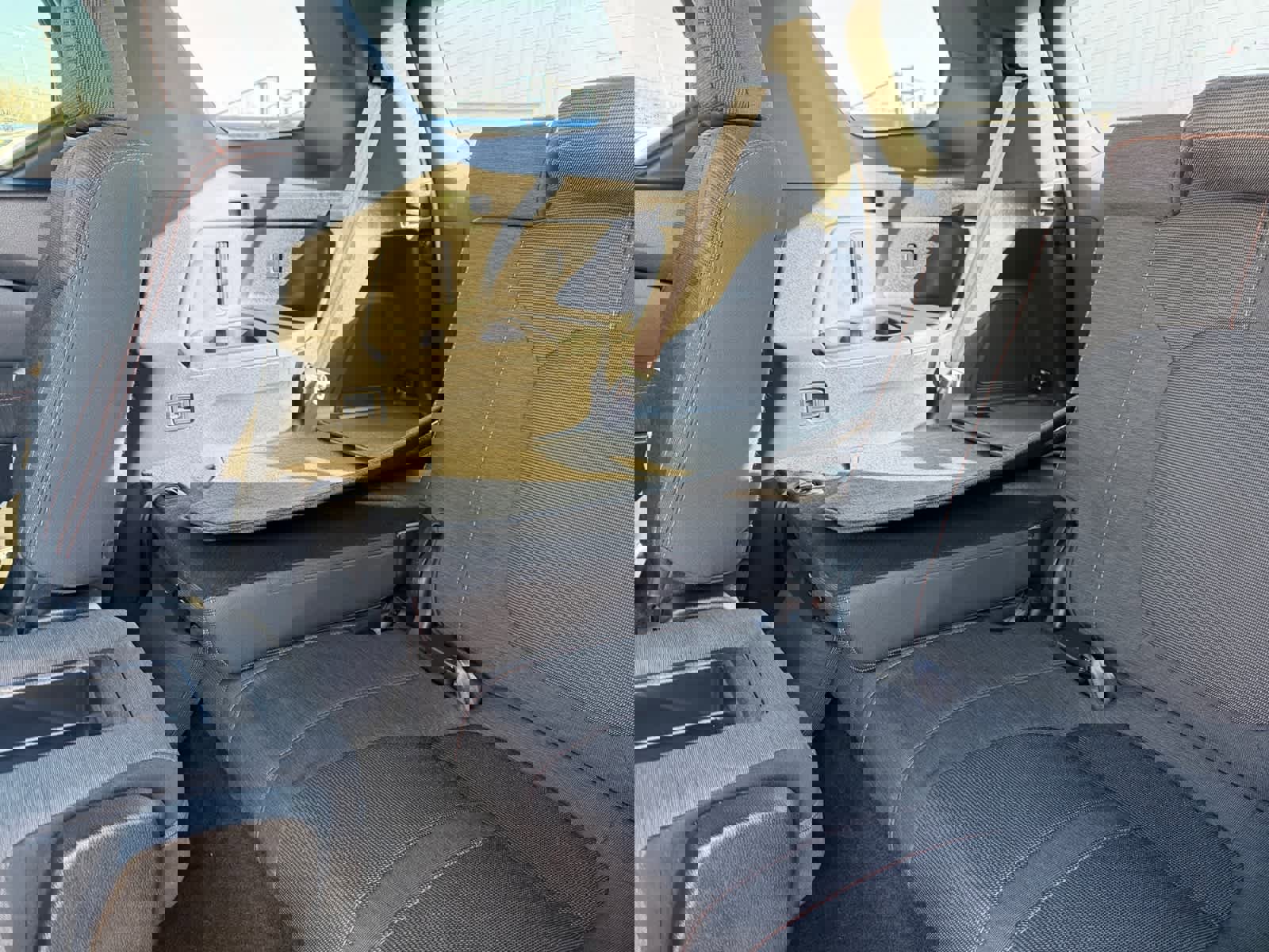 Used 2025 Honda Pilot Sport image 21