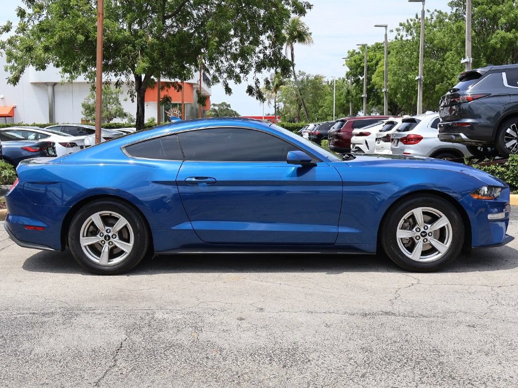 Used 2022 Ford Mustang Coupe RWD image 16