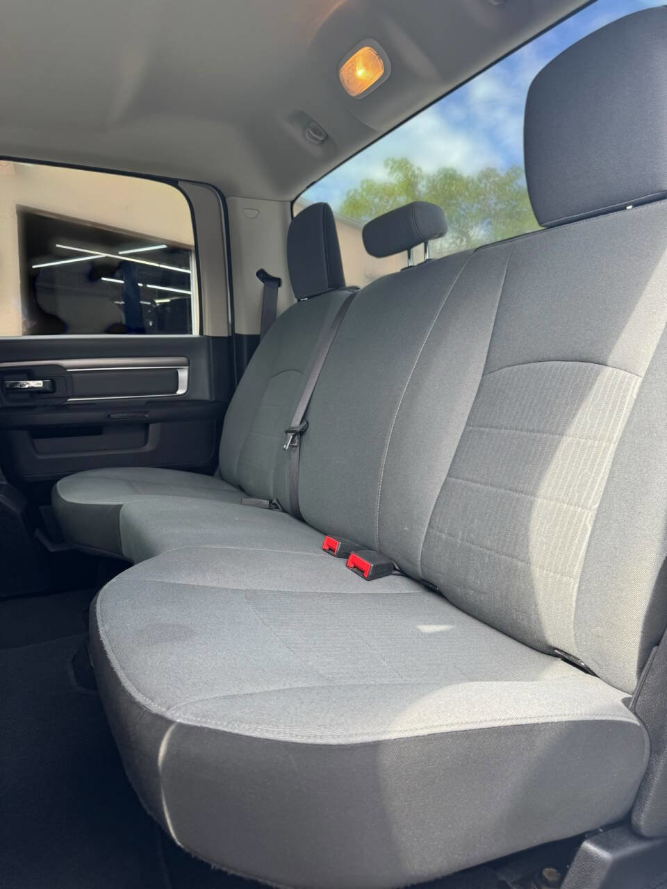 Used 2021 RAM 1500 Classic SLT image 21