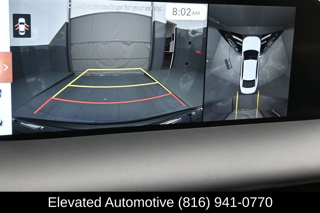 Used 2024 Genesis G90 3.5T AWD/4WD image 11