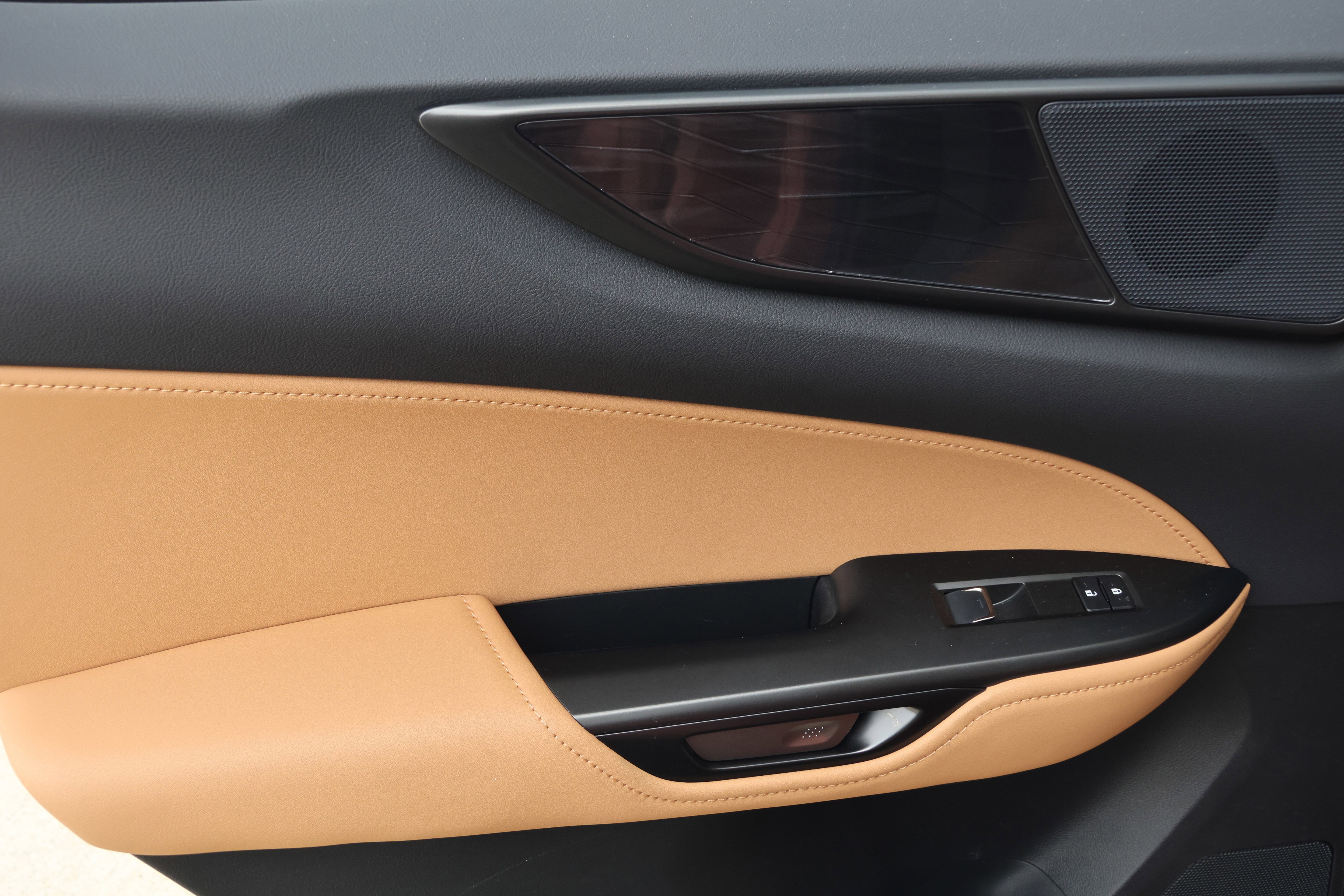 Certified 2025 Lexus NX 250 FWD w/ Cold Area Package image 36