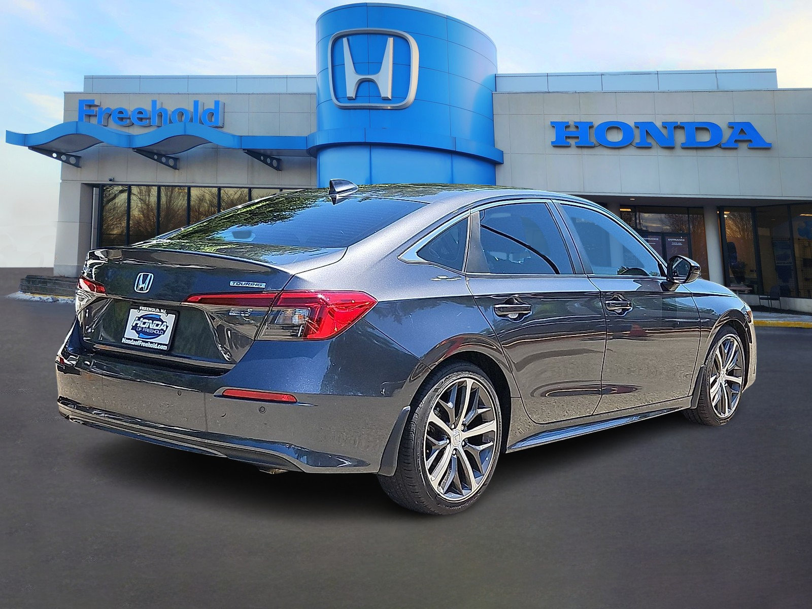 Used 2022 Honda Civic Touring image 7