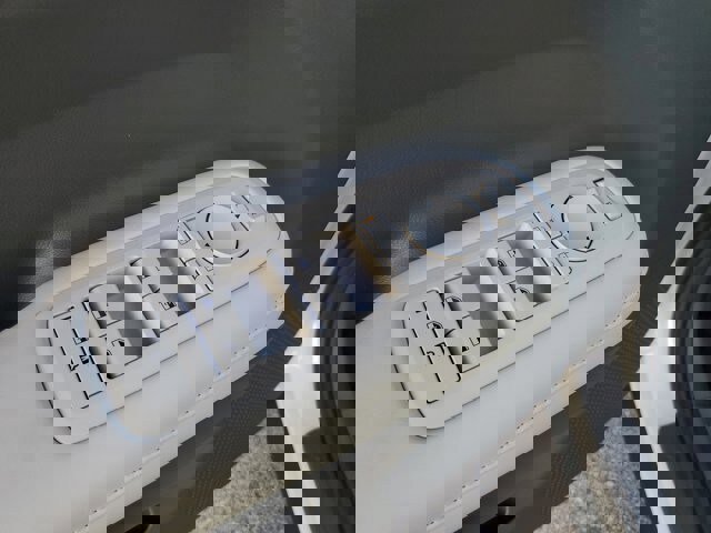 Used 2025 Hyundai Santa Fe SEL image 20