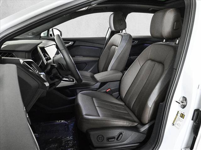 Certified 2025 Audi Q4 e-tron Premium Plus w/ Premium Plus image 17