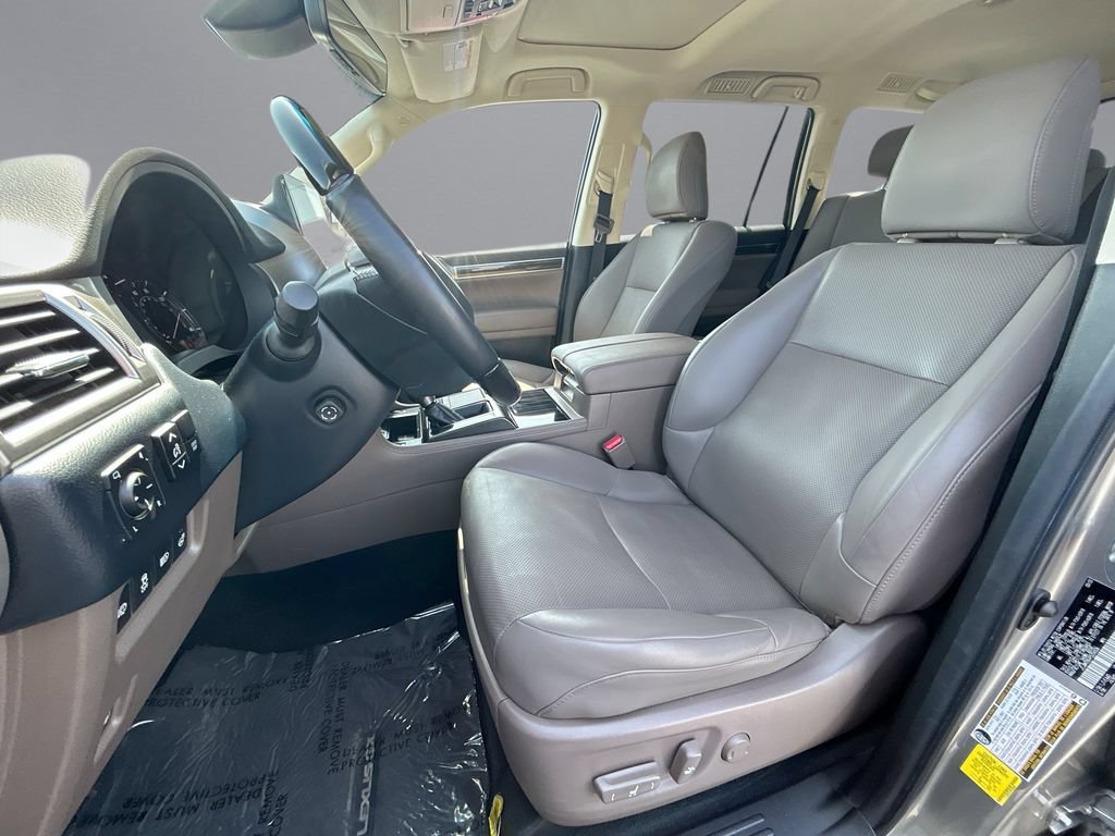 Used 2023 Lexus GX 460 Premium w/ Premium Package AWD/4WD image 27