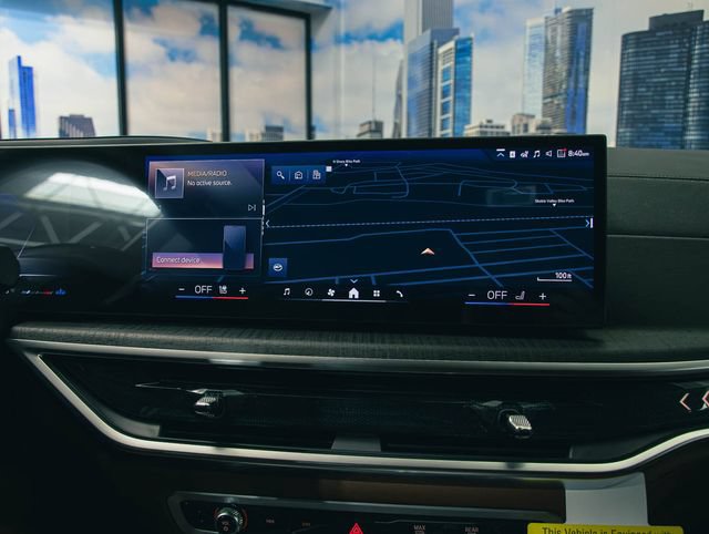 New 2026 BMW ALPINA XB7 AWD/4WD image 18
