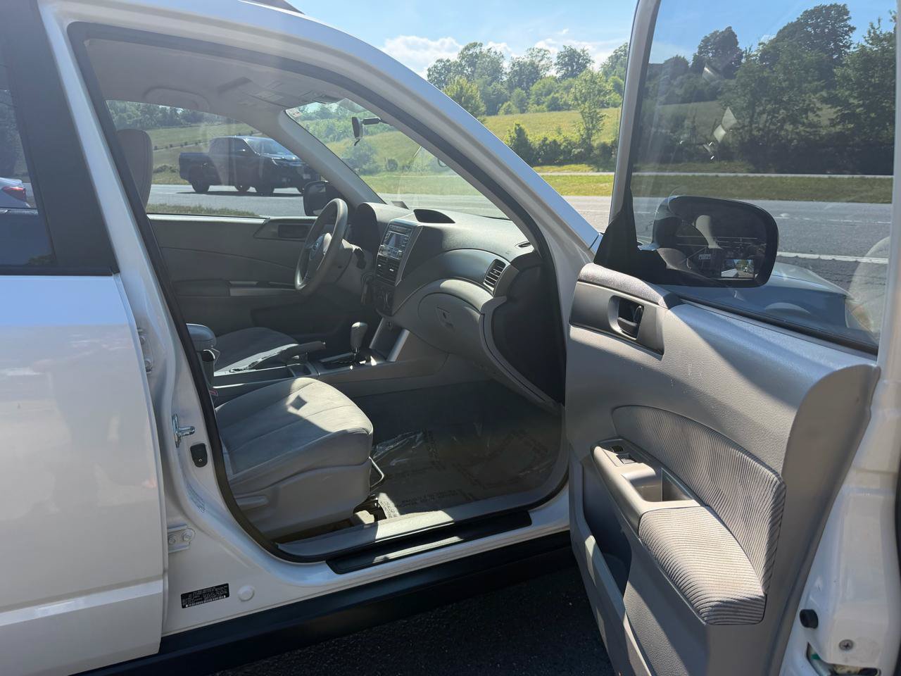 Used 2010 Subaru Forester 2.5X AWD/4WD image 16