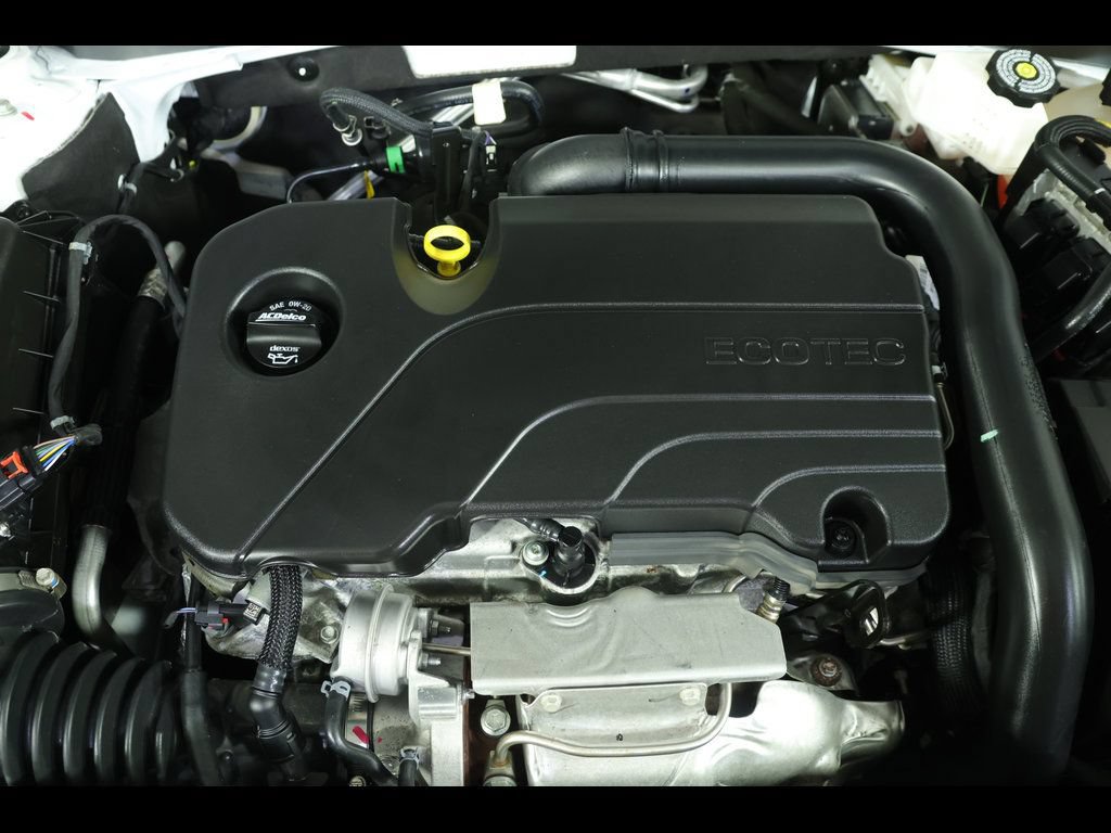 Used 2024 Chevrolet Malibu LT FWD image 18