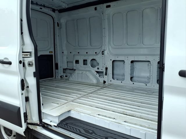 Used 2023 Ford Transit 250 Medium Roof RWD image 9