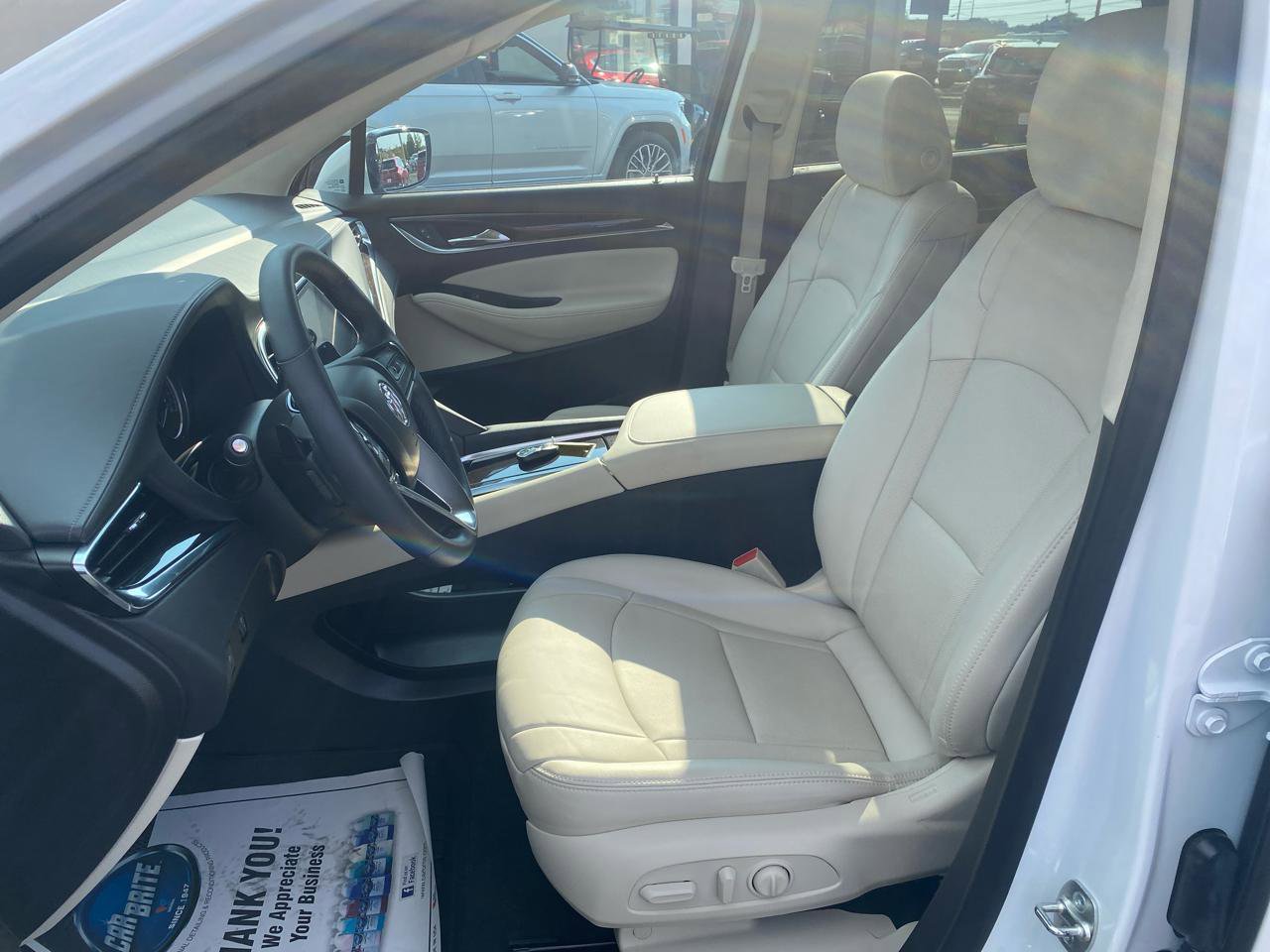 Used 2024 Buick Enclave Essence w/ Sport Touring Edition FWD image 10