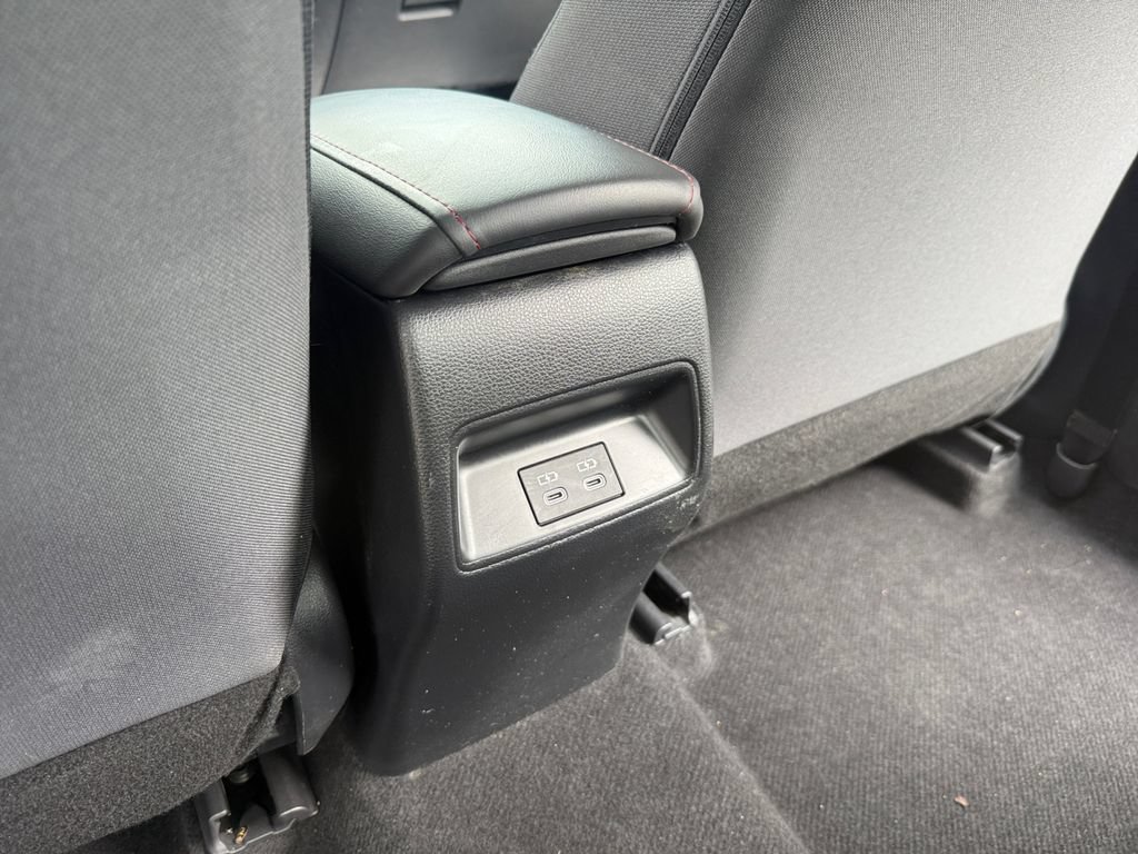 Used 2023 Toyota Corolla SE w/ Carpet Mat Package (TMS) FWD image 27