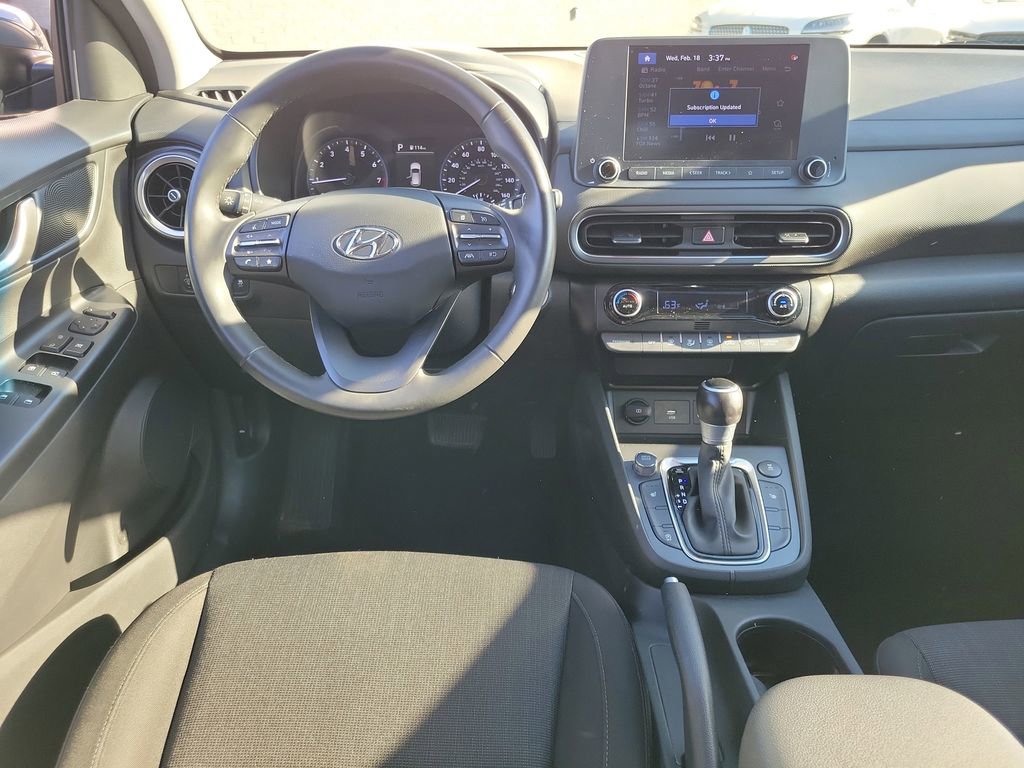 Used 2022 Hyundai Kona SEL w/ Convenience Package image 12