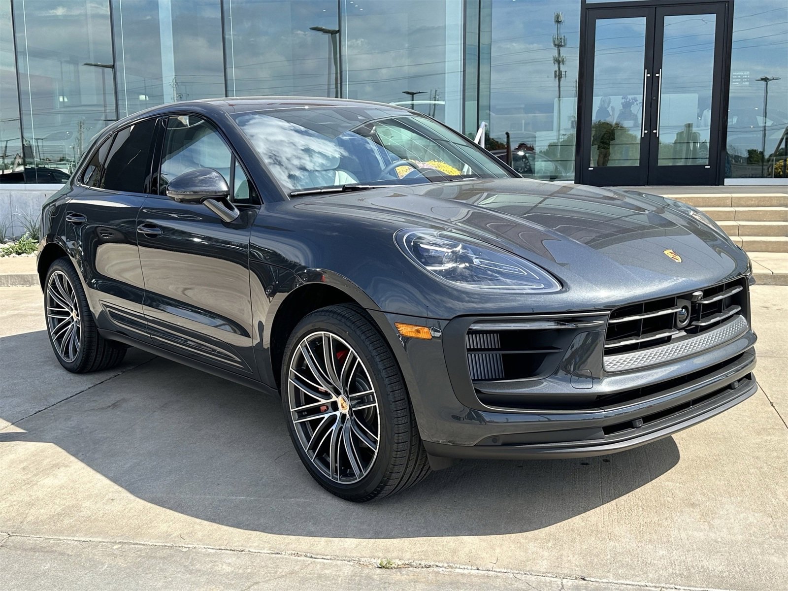 New 2026 Porsche Macan S image 9