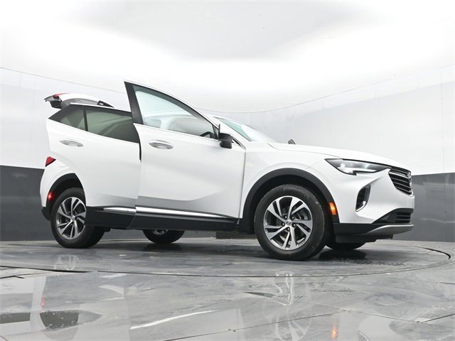 Used 2023 Buick Envision Essence image 33