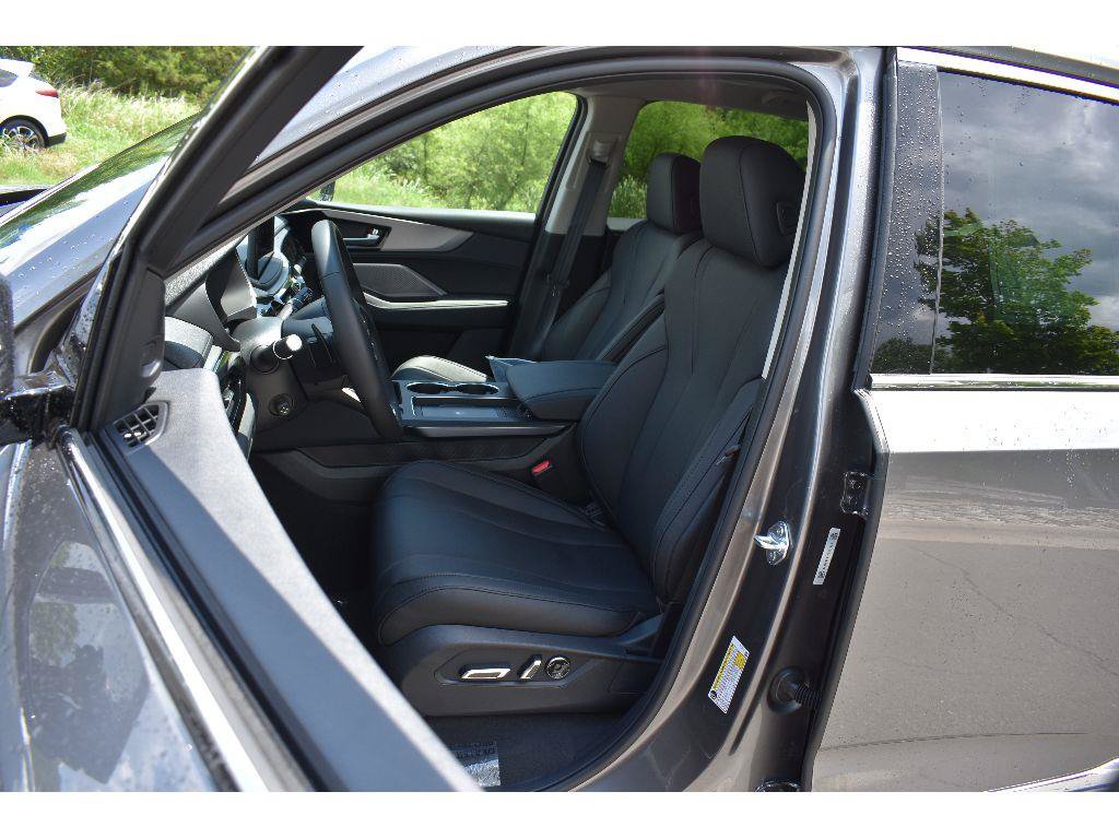 New 2026 Acura MDX FWD image 28
