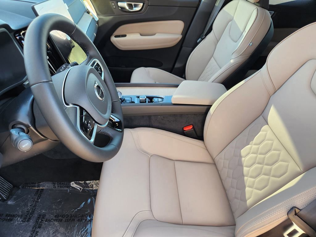 New 2026 Volvo XC60 T8 Plus w/ Protection Package Premier AWD/4WD image 3