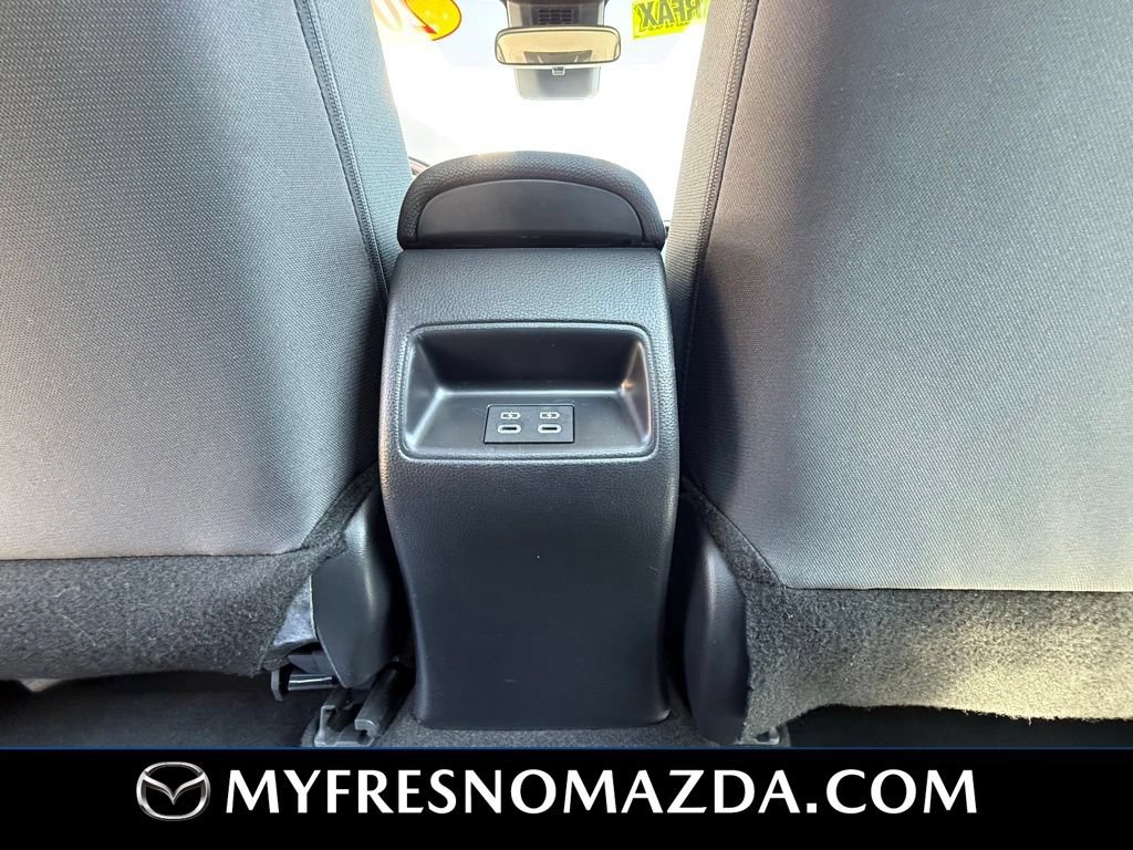 Used 2025 Toyota Corolla LE FWD image 35