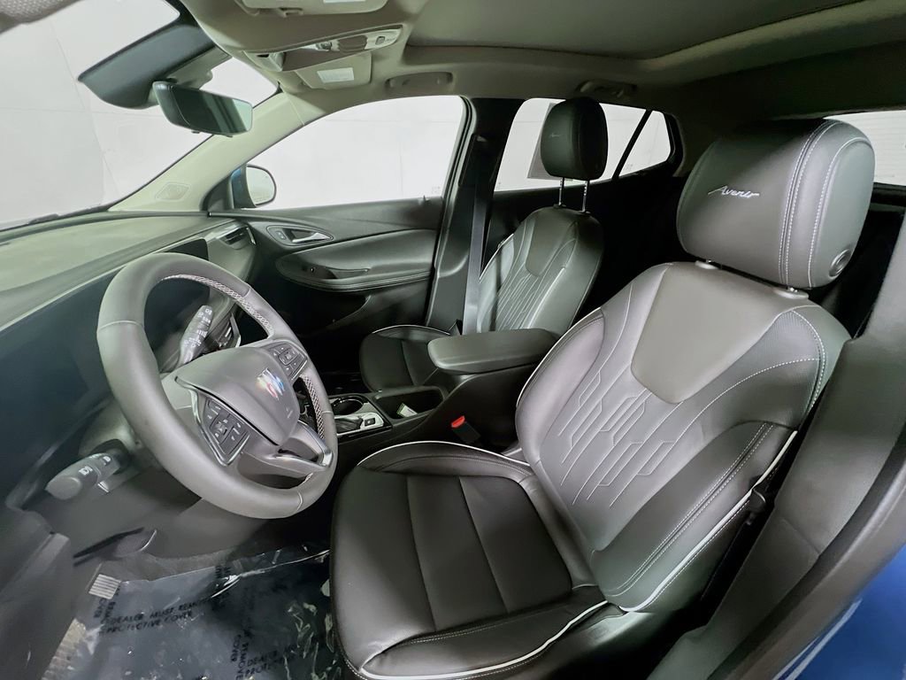 Used 2026 Buick Encore GX Avenir w/ Avenir Technology Package image 18