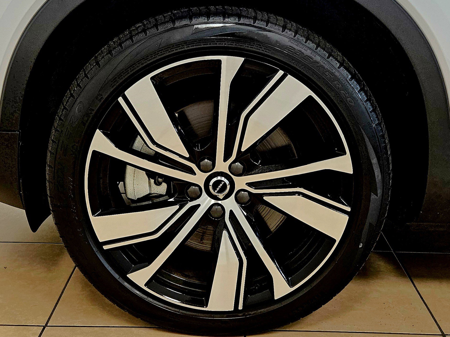 Used 2021 Volvo XC40 P8 Recharge image 40