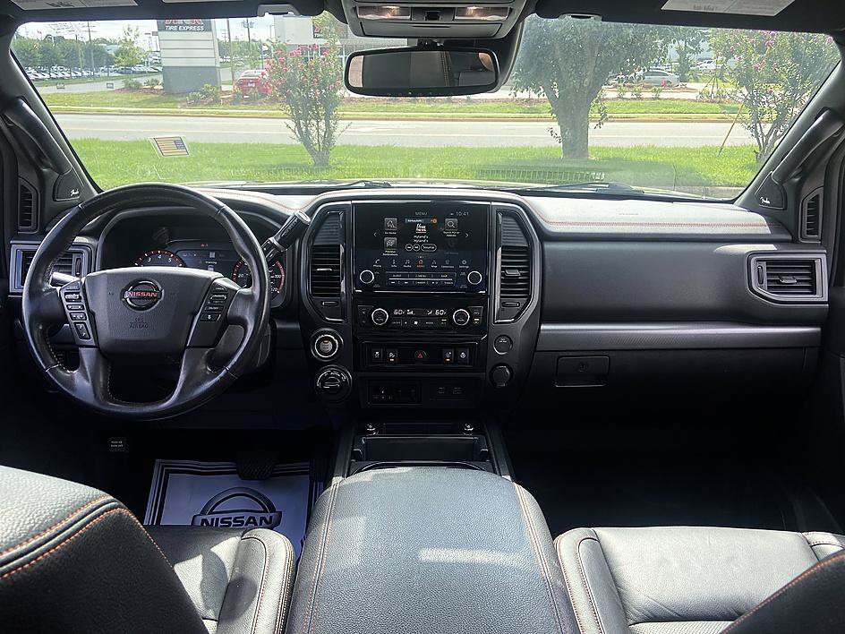 Used 2021 Nissan Titan PRO-4X w/ Pro-4x Convenience Package AWD/4WD image 27