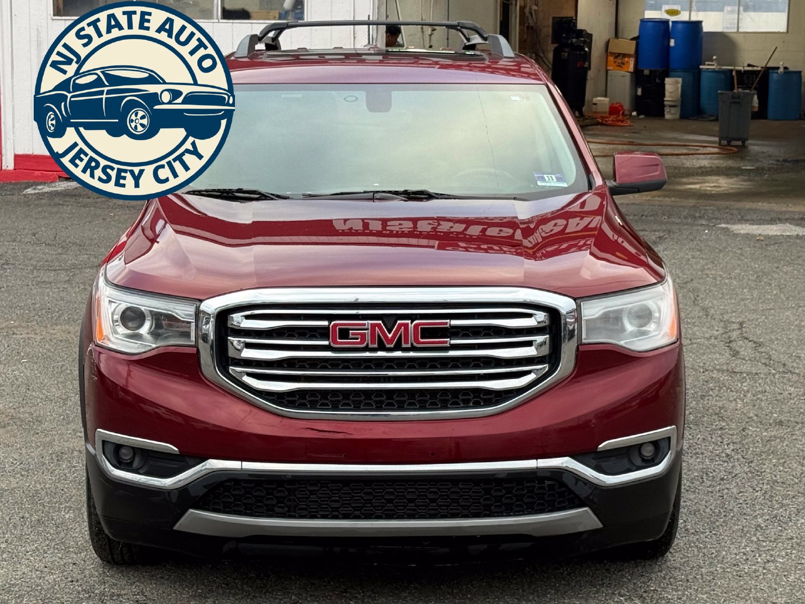 Used 2017 GMC Acadia SLE w/ Driver Alert Package I AWD/4WD image 2