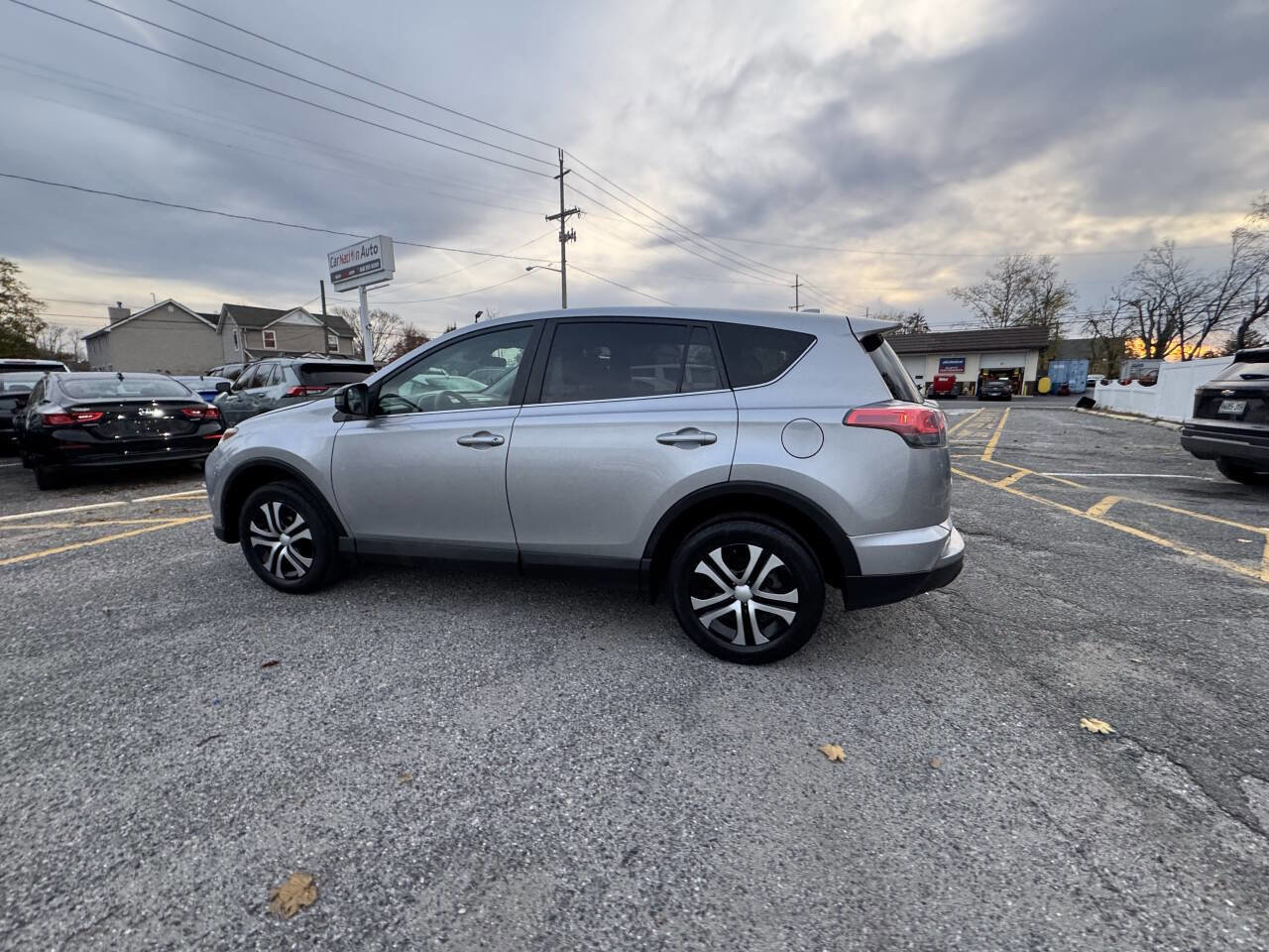 Used 2018 Toyota RAV4 LE w/ All Weather Liner Package image 16