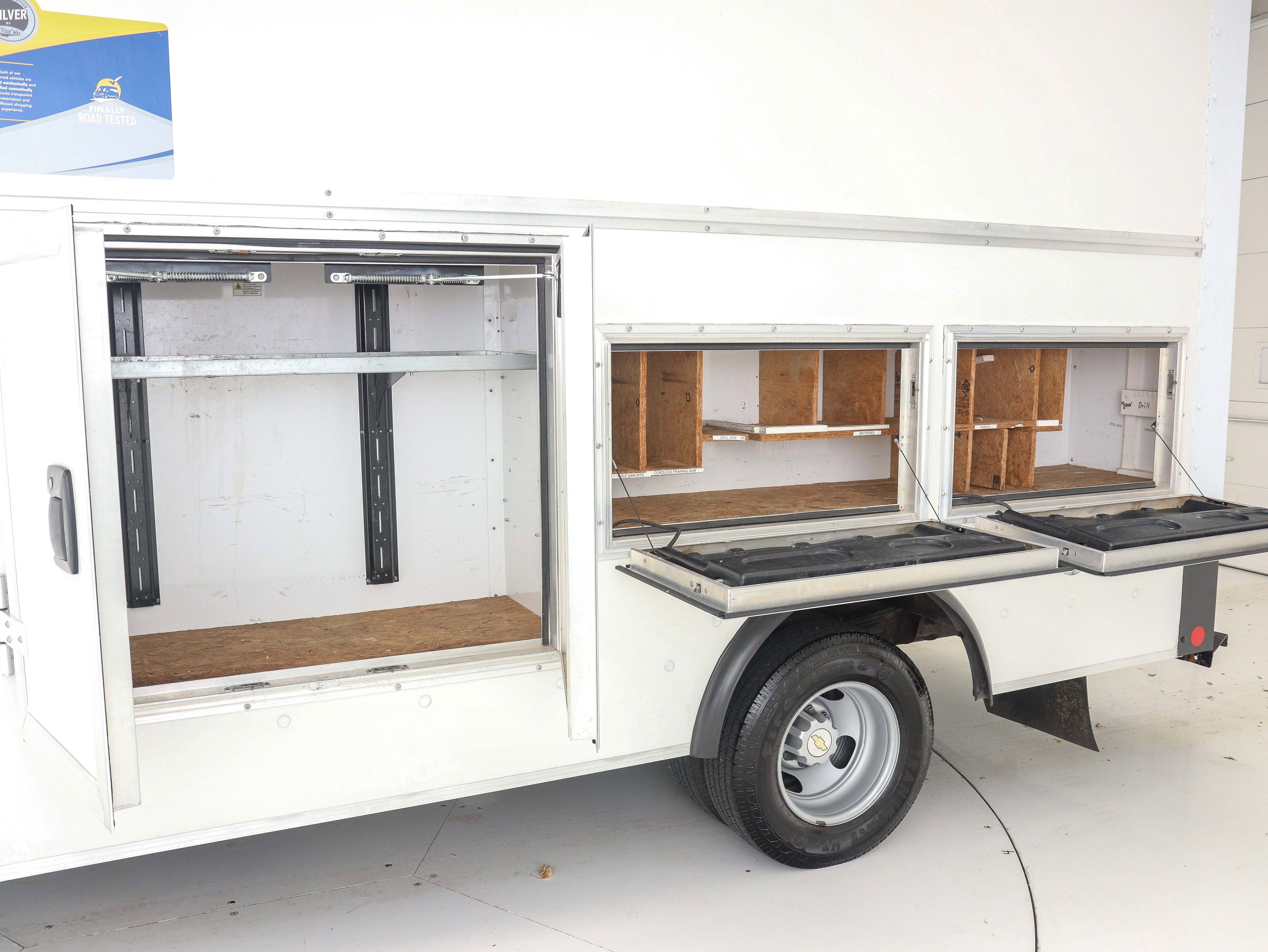 Used 2020 Chevrolet Express 3500 w/ Power Convenience Package image 15