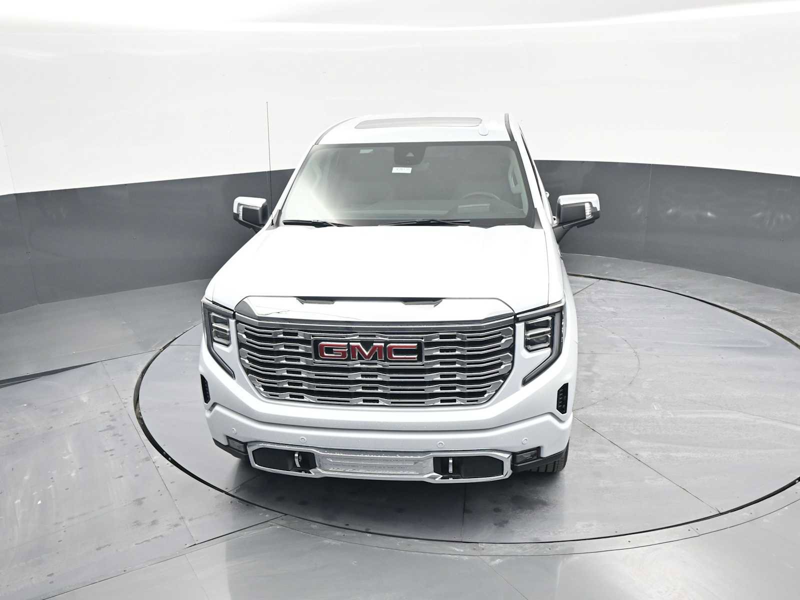 New 2026 GMC Sierra 1500 Denali w/ Denali Reserve Package AWD/4WD image 29