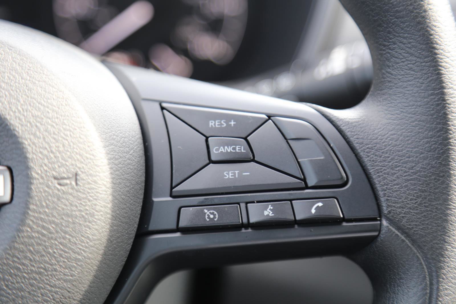 Used 2025 Nissan Altima 2.5 S FWD image 12
