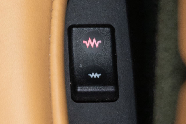 Used 2008 Aston Martin V8 Vantage Roadster image 96