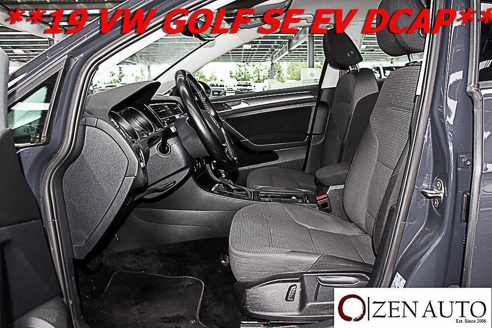 Used 2019 Volkswagen e-Golf SE w/ Driver Assistance Package image 26