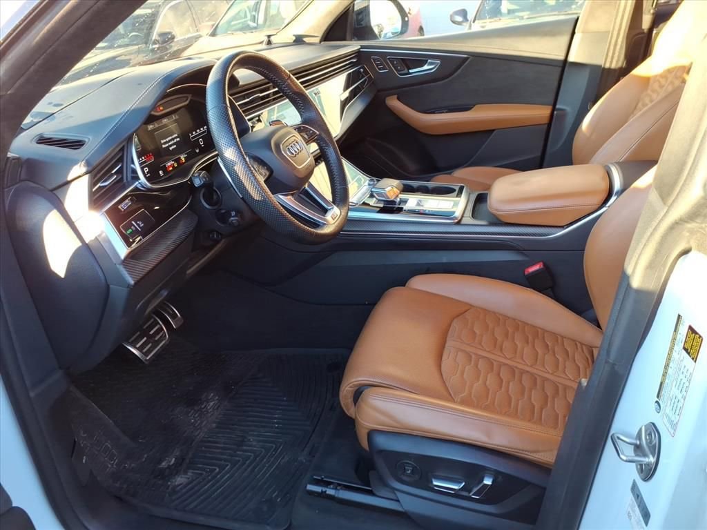 Used 2021 Audi RS Q8 w/ Carbon Optic Package AWD/4WD image 10
