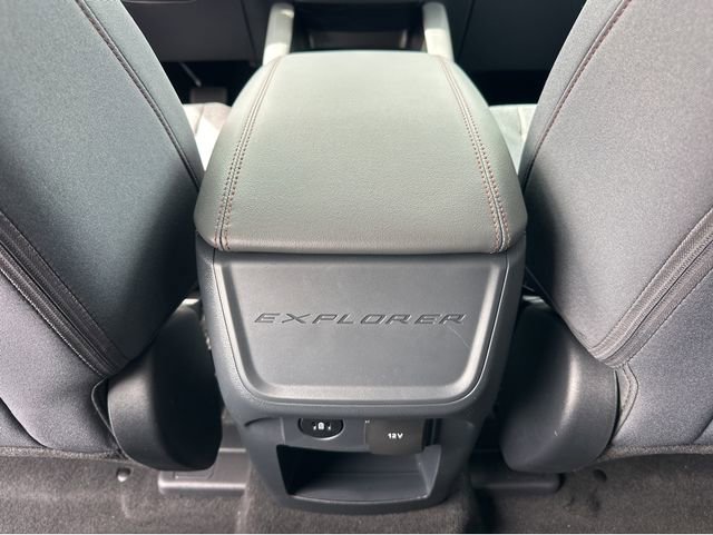 New 2026 Ford Explorer Active RWD image 24