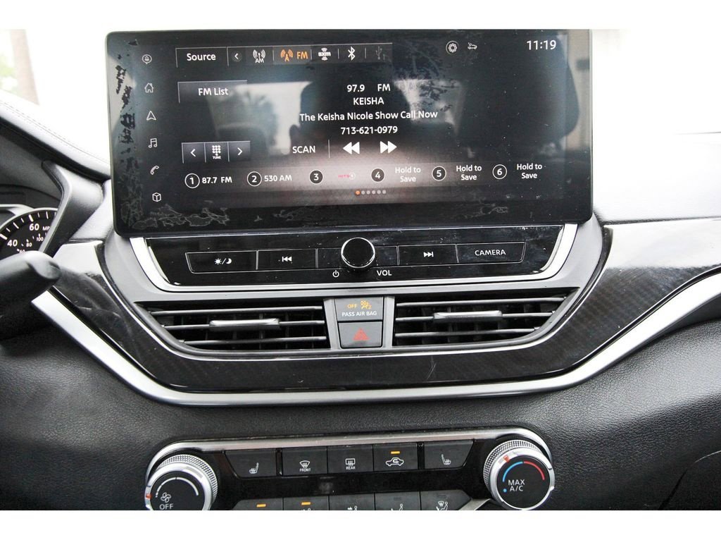 Used 2024 Nissan Altima 2.5 SR w/ SR Premium Package FWD image 22