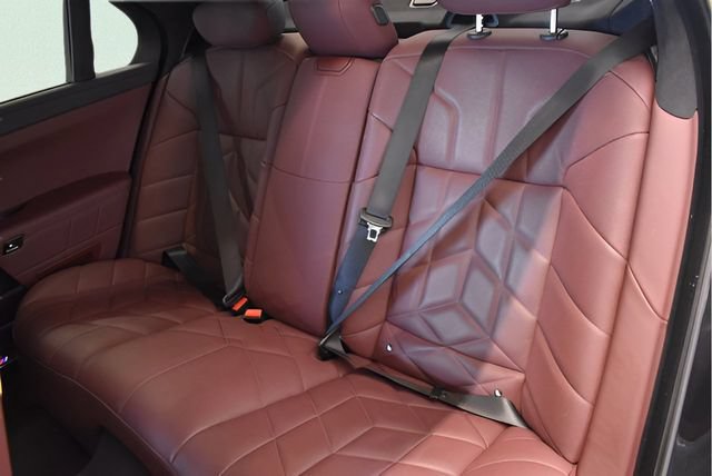 Used 2023 BMW 760i xDrive AWD/4WD image 7