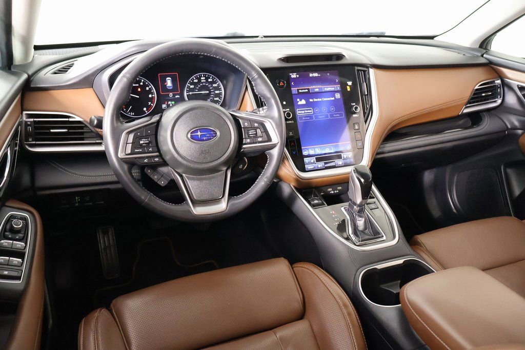 Used 2022 Subaru Outback Touring XT image 2