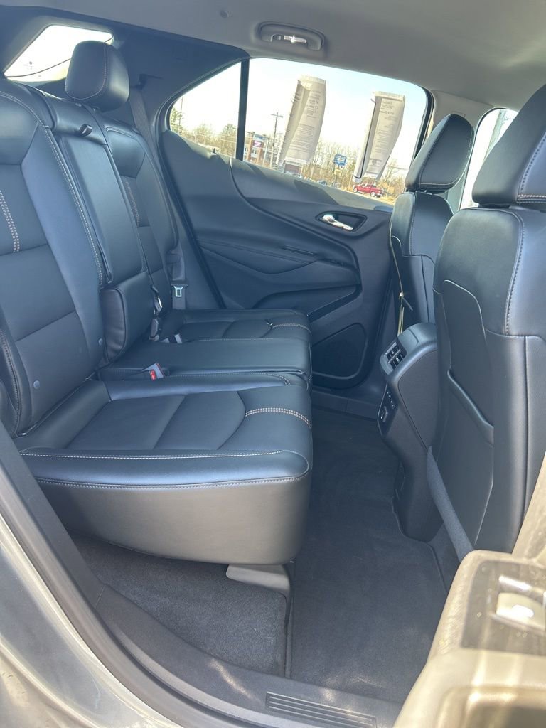 Used 2023 Chevrolet Equinox Premier image 52