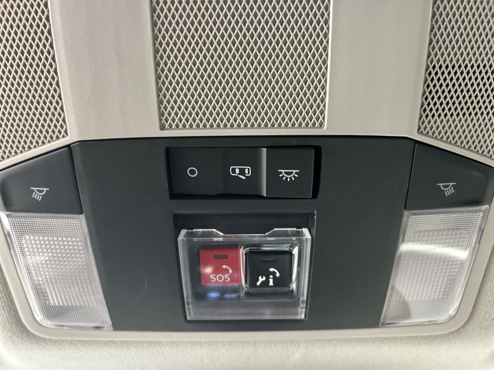 Used 2025 Mitsubishi Eclipse Cross LE AWD/4WD image 23