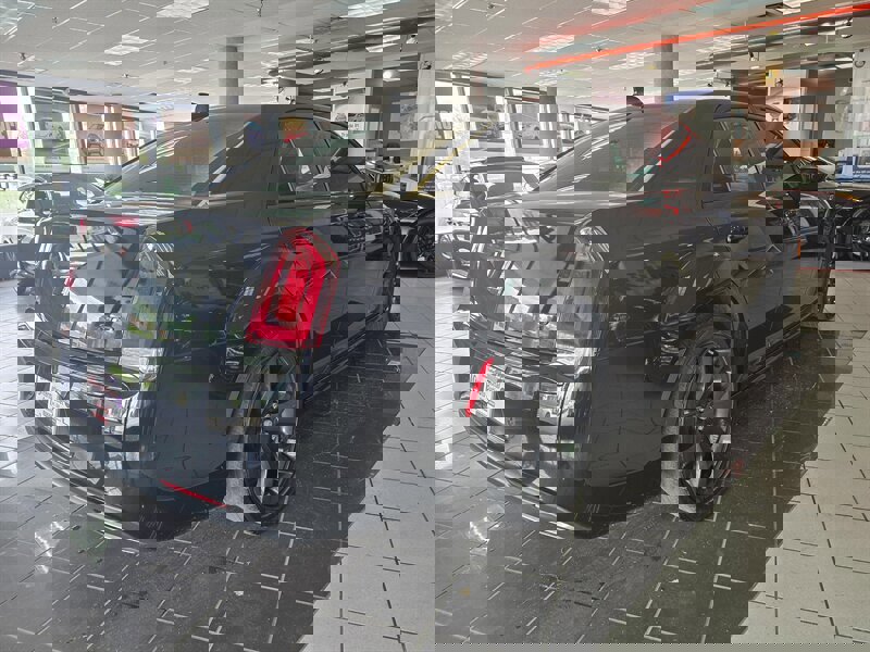 Used 2022 Chrysler 300 Touring L image 4