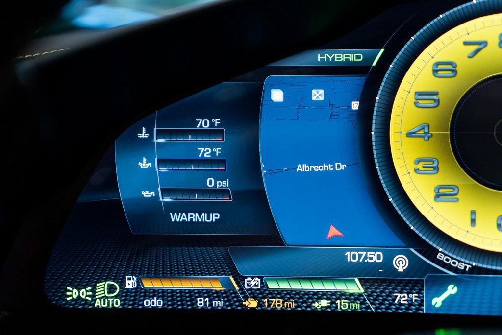 Used 2024 Ferrari SF90 Spider image 29